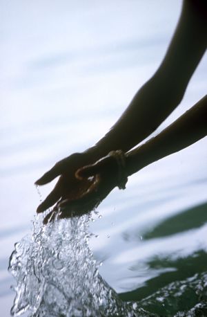 谍战片惊弦免费观看_高清全集色综合视频一区二区