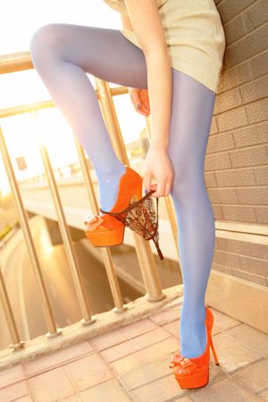 18禁美女把腿扒开让我桶手机在线观看_18禁美女把腿扒开让我桶迅雷下载